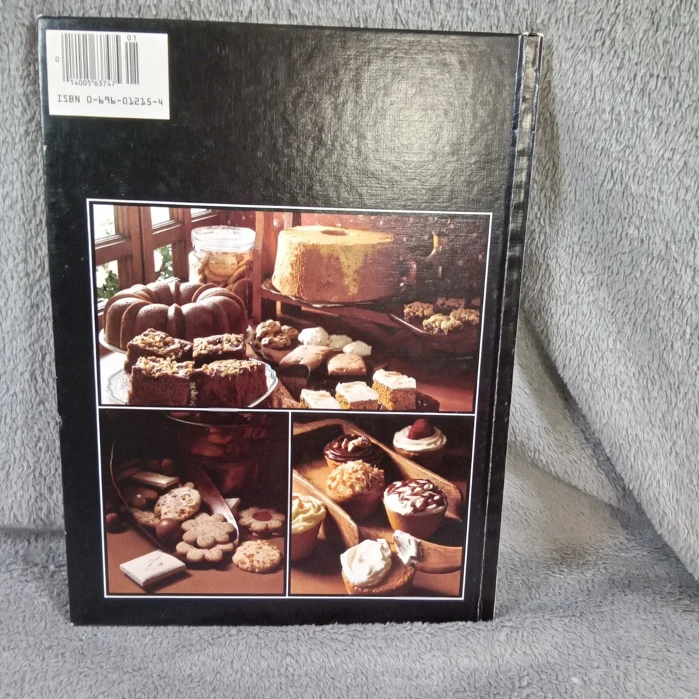 Better Homes and Gardens All-Time‎ Favorite Cake & Cookie Recipes 1983 Hardcover